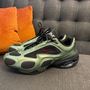 Nike Air Max Muse Metallic Oil Green (unisex)